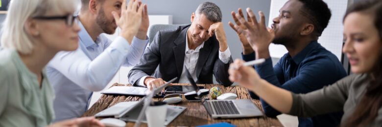 Führungskräftetrainings mit Wirkung und Nutzen für die Praxis – aktuelle Präsenz- und Online-Kurse